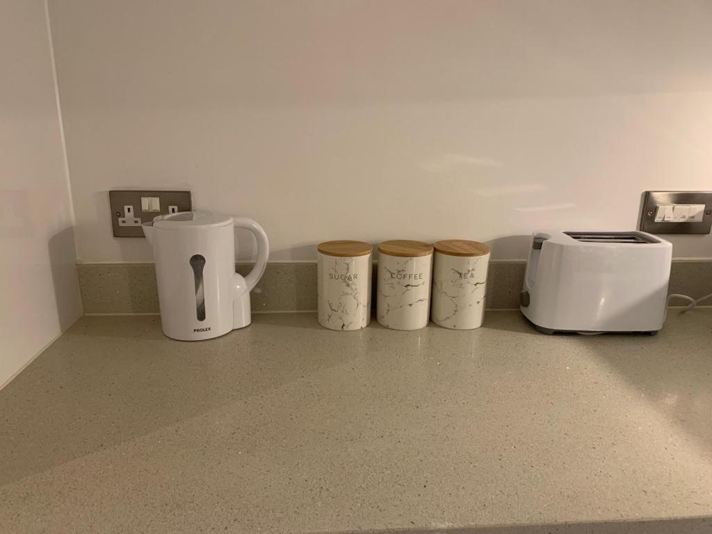 Modern 2 Bed 2 Bath Apartment In Central Croydon! Eksteriør bilde