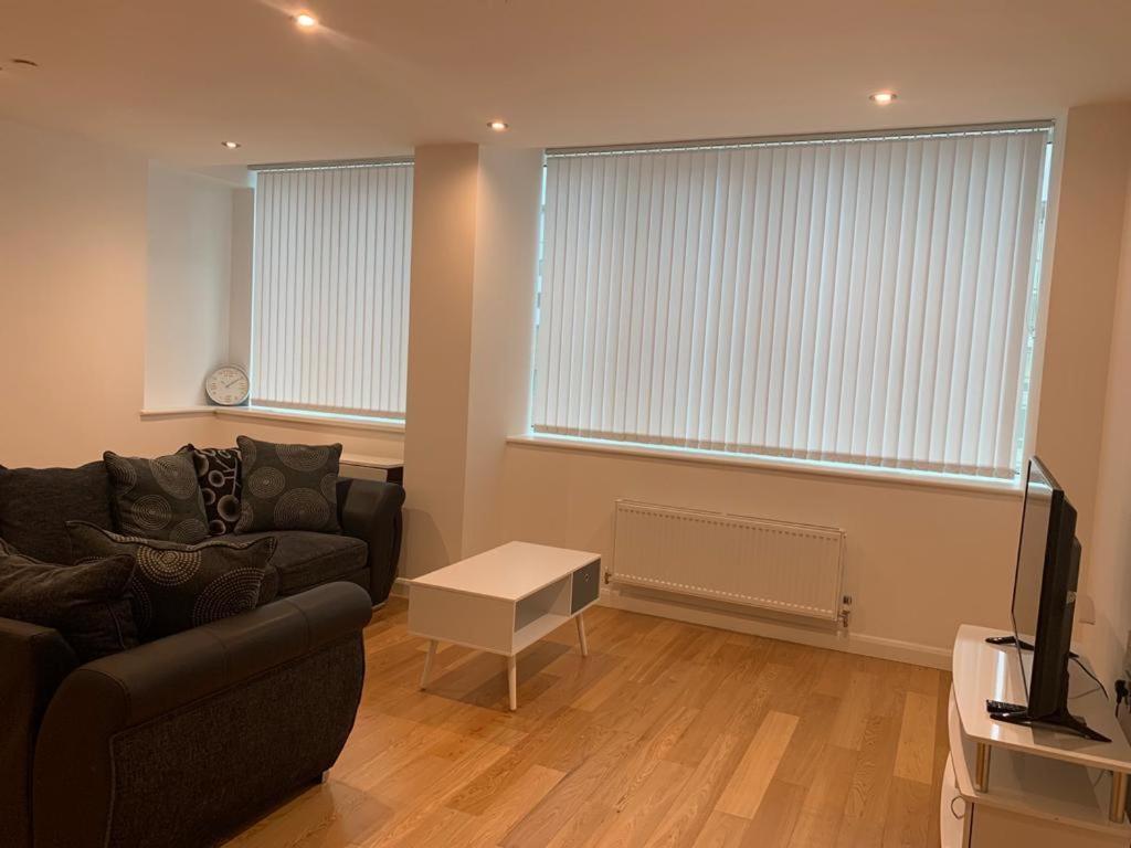 Modern 2 Bed 2 Bath Apartment In Central Croydon! Eksteriør bilde