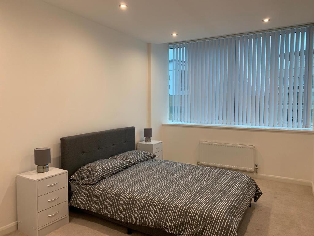 Modern 2 Bed 2 Bath Apartment In Central Croydon! Eksteriør bilde